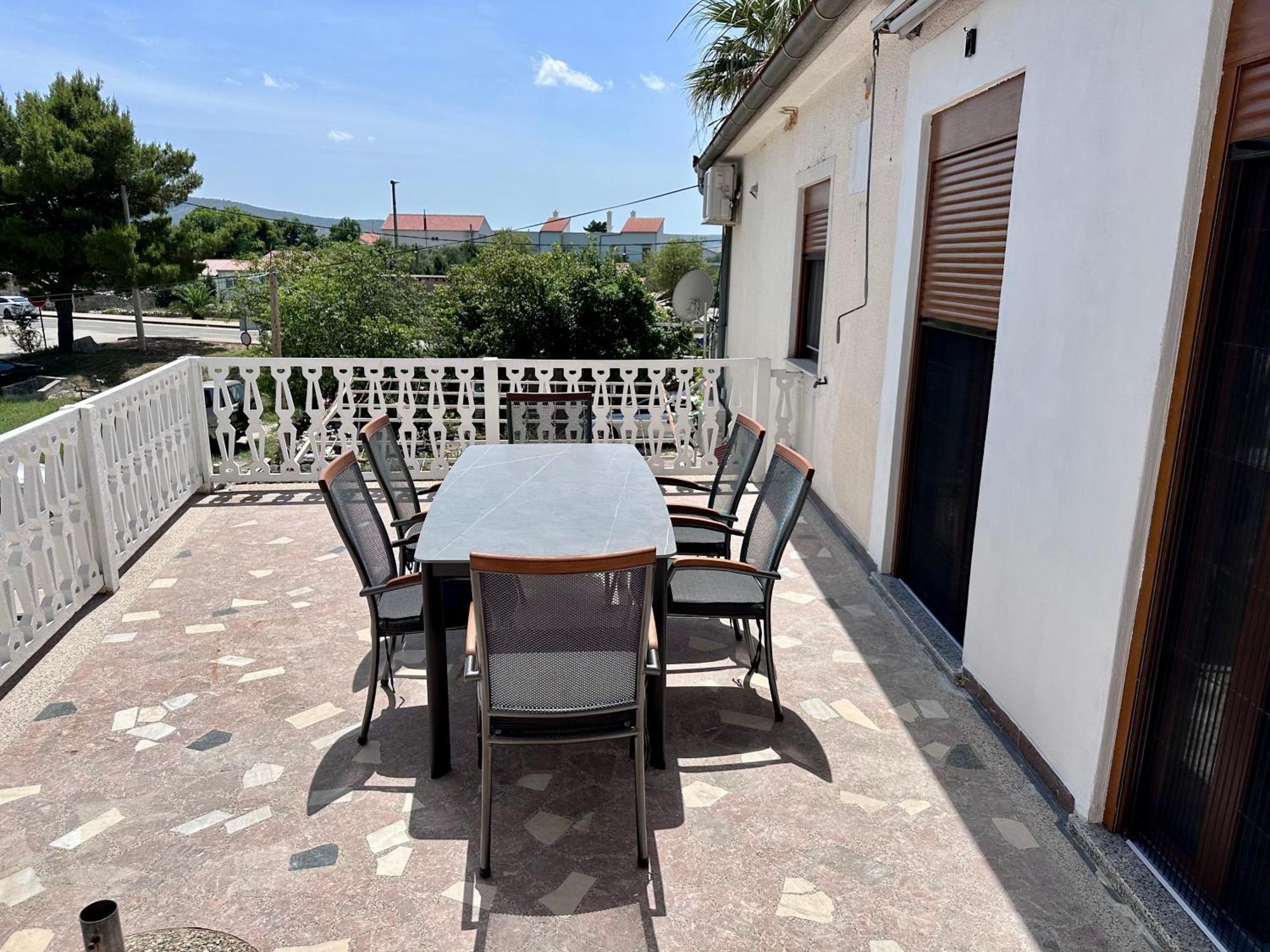 Apartmani 4 Palme Stari Grad Kültér fotó