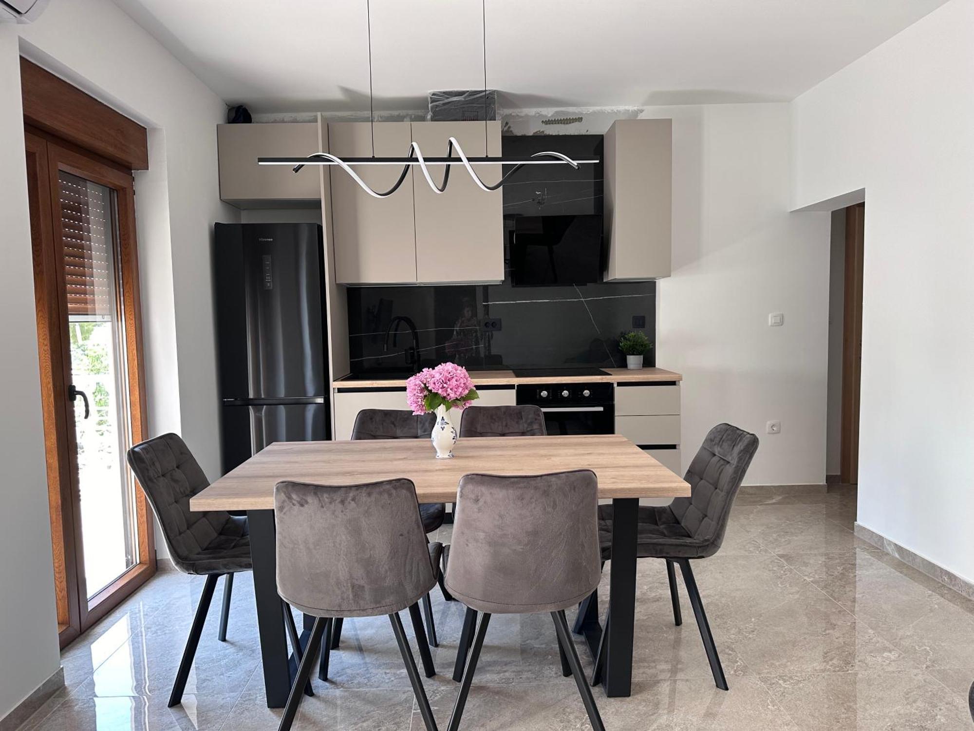Apartmani 4 Palme Stari Grad Kültér fotó