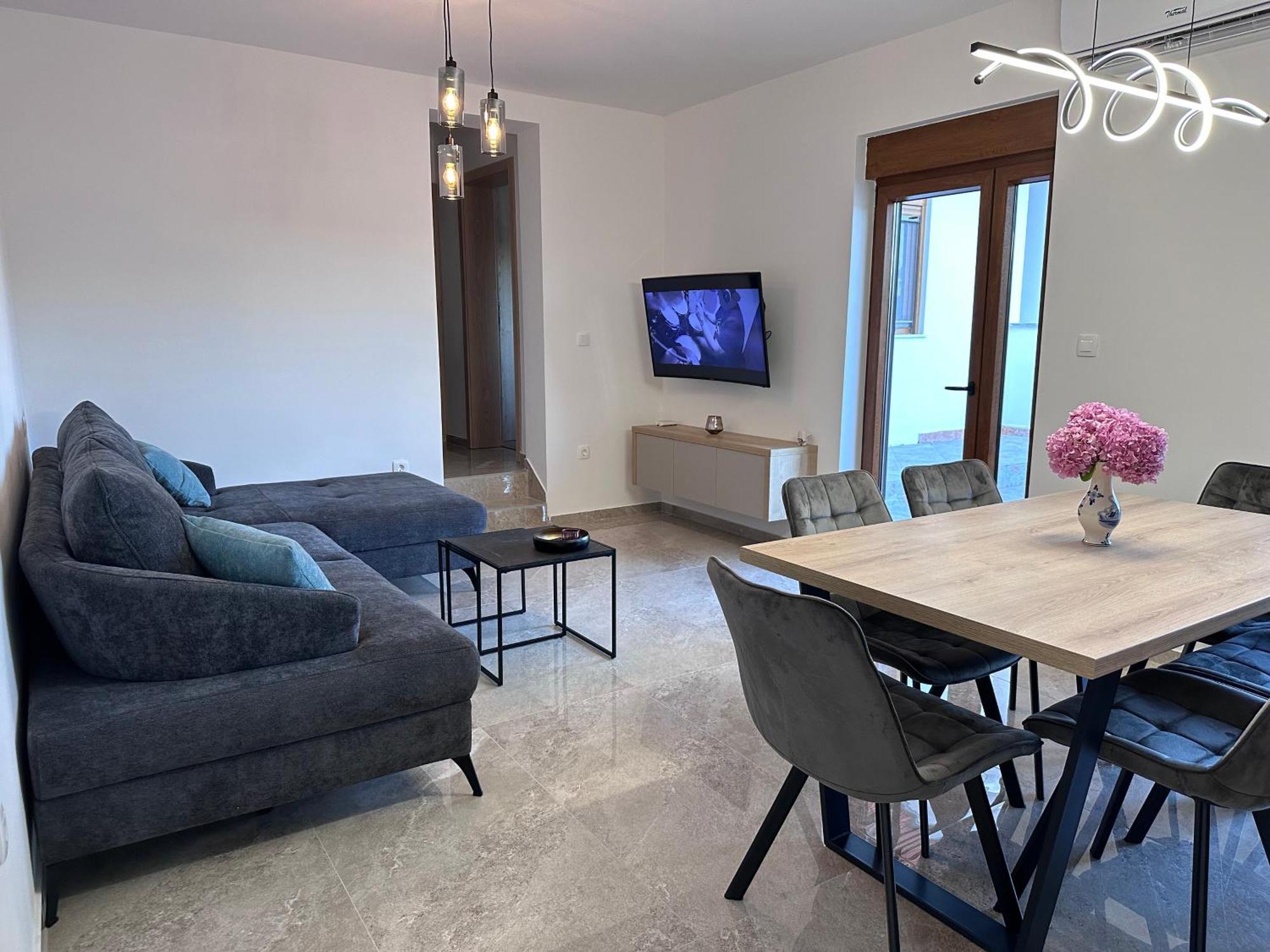 Apartmani 4 Palme Stari Grad Kültér fotó