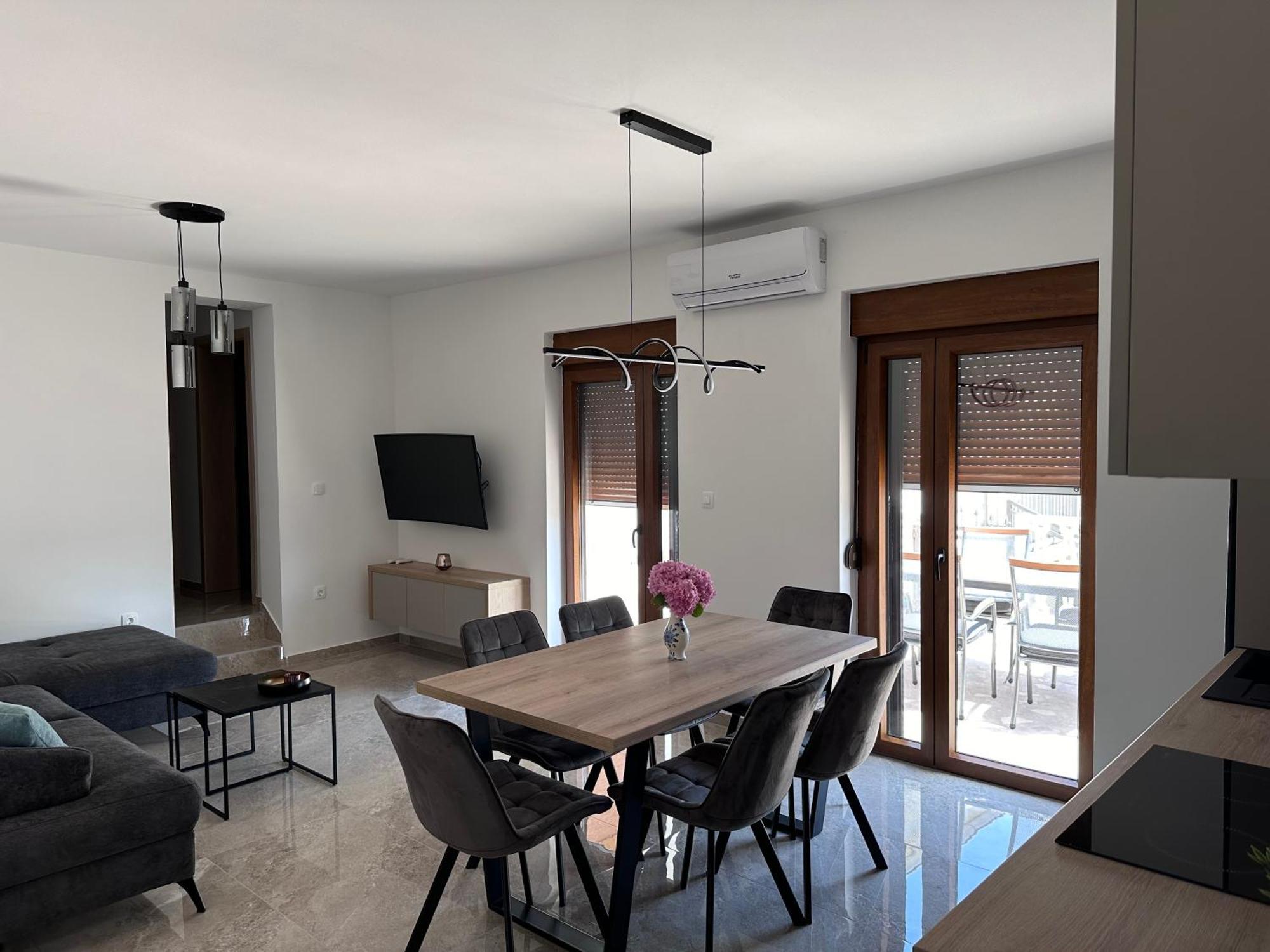Apartmani 4 Palme Stari Grad Kültér fotó